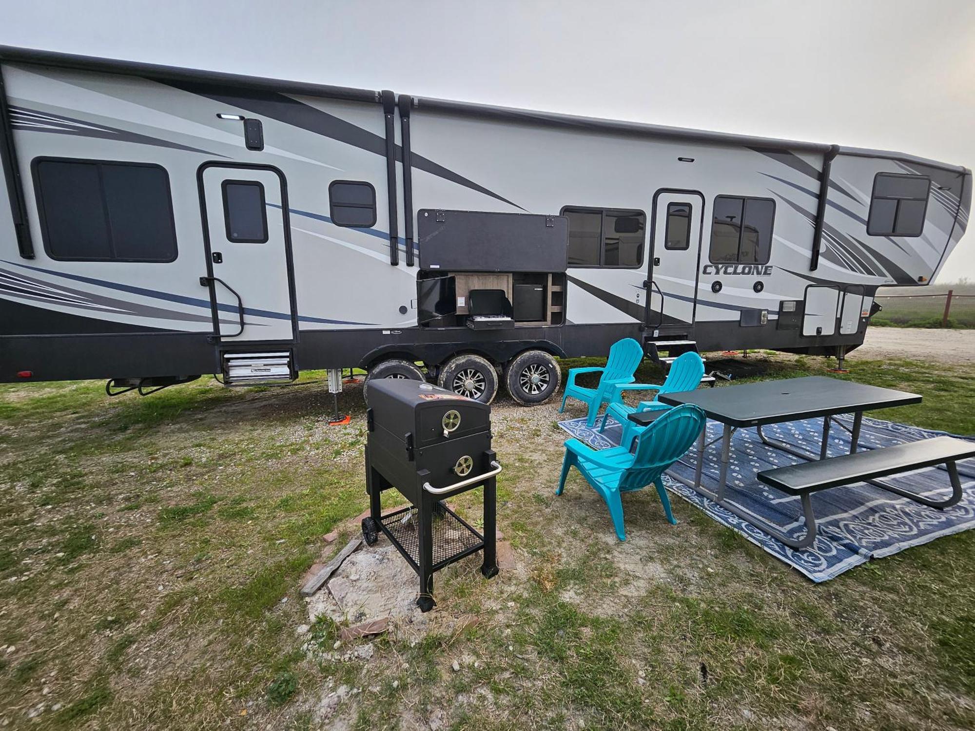Hailey'S Beach-N-Bay Rv Resort Gilchrist Luaran gambar