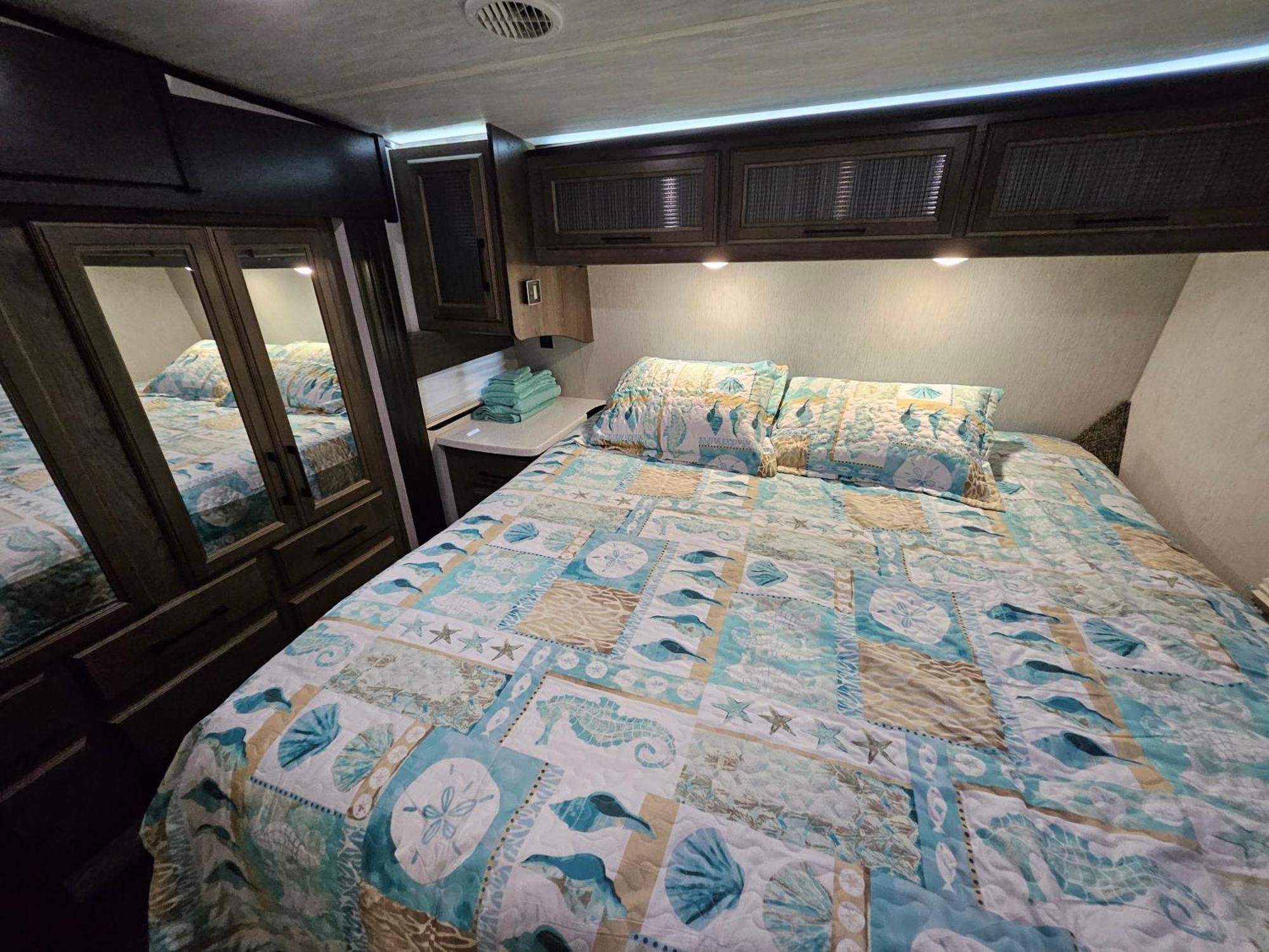 Hailey'S Beach-N-Bay Rv Resort Gilchrist Luaran gambar